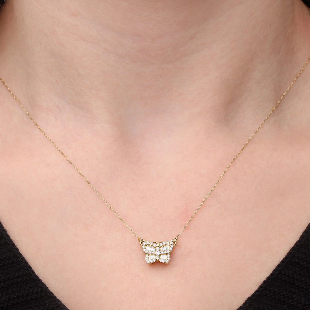 100200- Pingente Em Ouro Amarelo Borboleta  com Diamantes