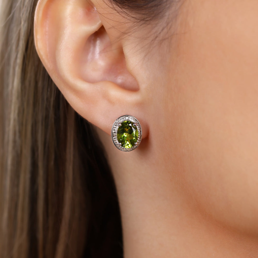 Par de Brinco em Prata 925 Oval com Peridotos e Diamantes