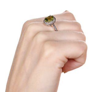 Anel em Prata 925 com Peridoto e Diamantes