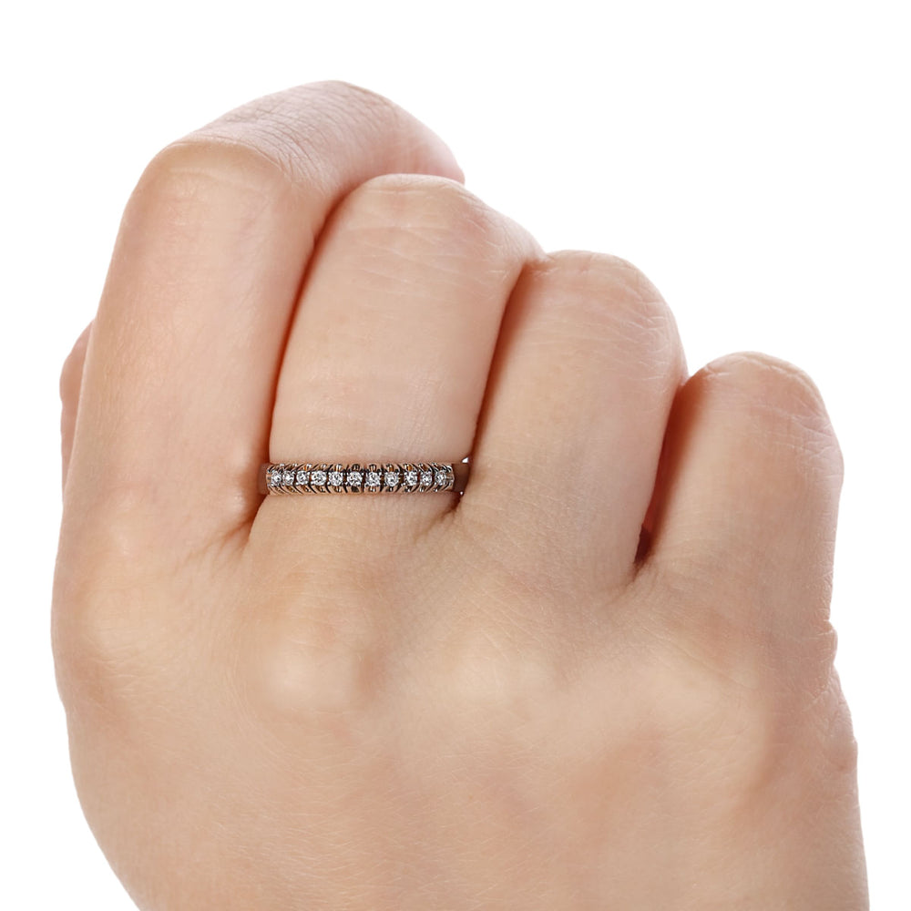 Meia Aliança Com Diamantes Ouro Branco