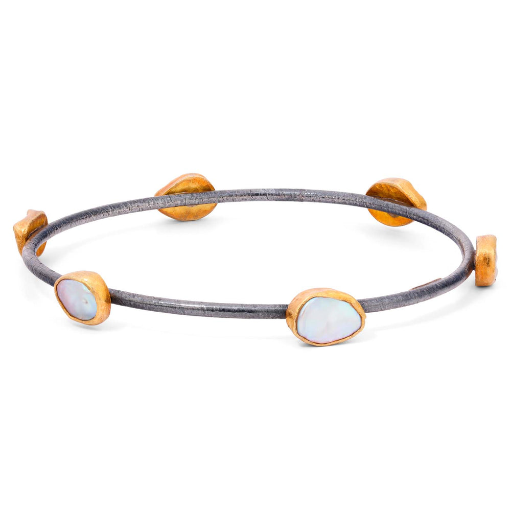 103055-Bracelete Linha Ara Collection em Prata 925 e Ouro Amarelo 23,64 com Madre Pérola