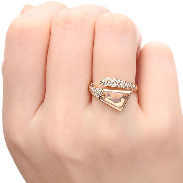 Anel em Ouro Rosé de Quartzo Rosa e Diamantes