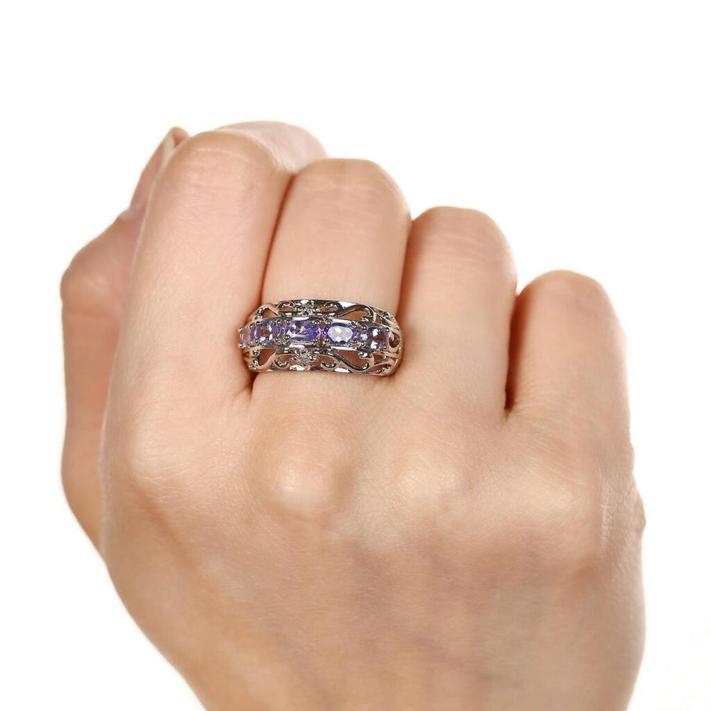 Anel em Prata 925 com 5 Tanzanitas e 2 Diamantes