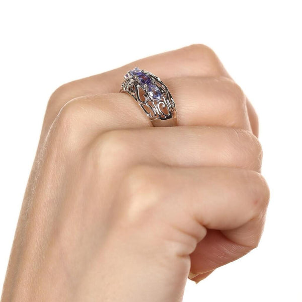 Anel em Prata 925 com 5 Tanzanitas e 2 Diamantes