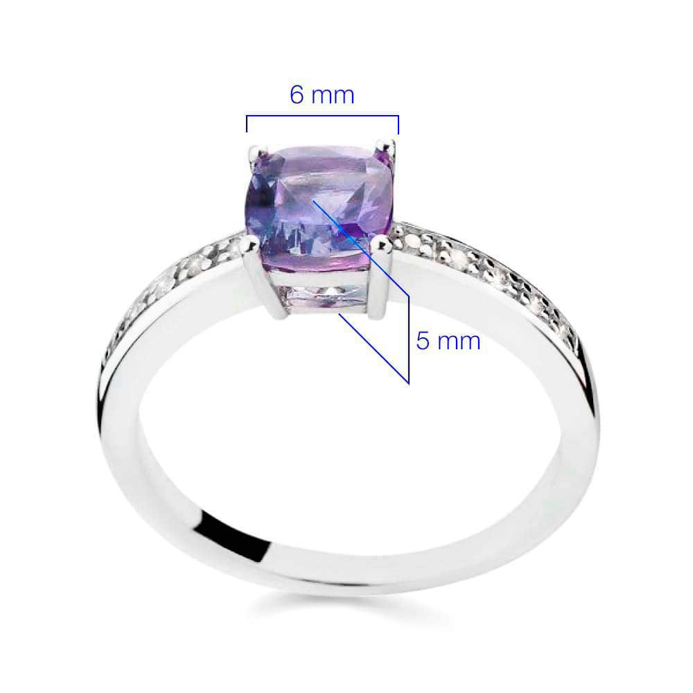 Anel de Prata com Tanzanita e 10 Diamantes