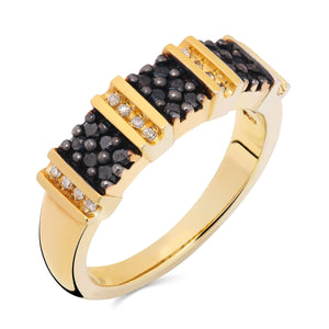 Meia Aliança de Prata com Banho de Ouro Amarelo, Diamantes Negros e Brancos Aprox. 33 pts