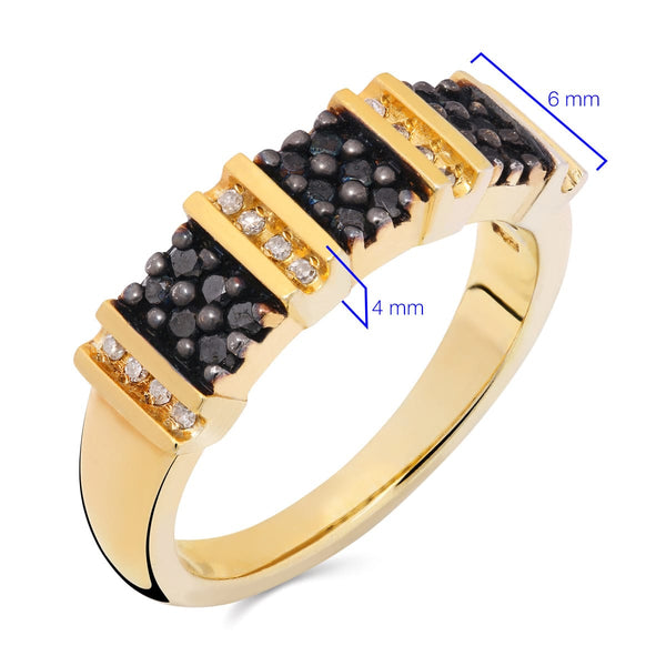 Meia Aliança de Prata com Banho de Ouro Amarelo, Diamantes Negros e Brancos Aprox. 33 pts