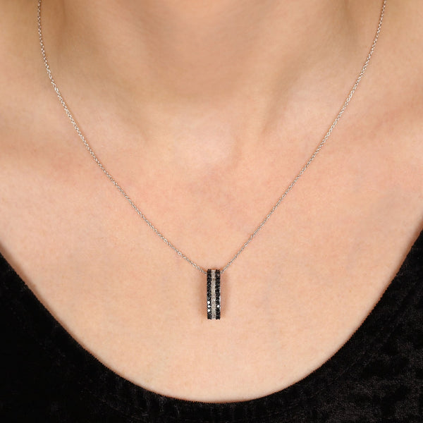 Pingente em Prata 925 com Diamantes Negros e Brancos