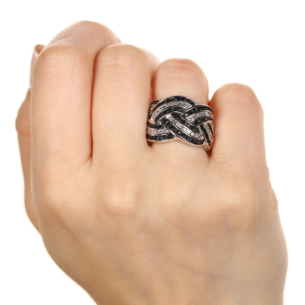 Anel em Prata 925 com Diamantes Negros e Brancos