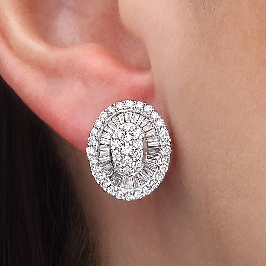 Par de Brinco em Ouro Branco com Diamantes
