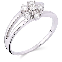 Anel em Ouro Branco 18k com Diamantes