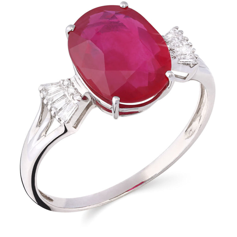 Anel em Ouro Branco 18k com Rubi e Daiamantes Aprox. 3,82 cts