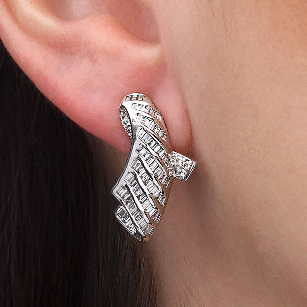 126187- Par de Brinco em Ouro Branco Com Diamantes