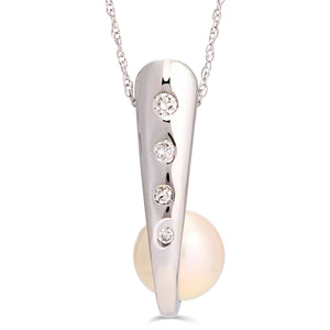Pingente em Ouro Branco 18k com Perola e 4 Diamantes