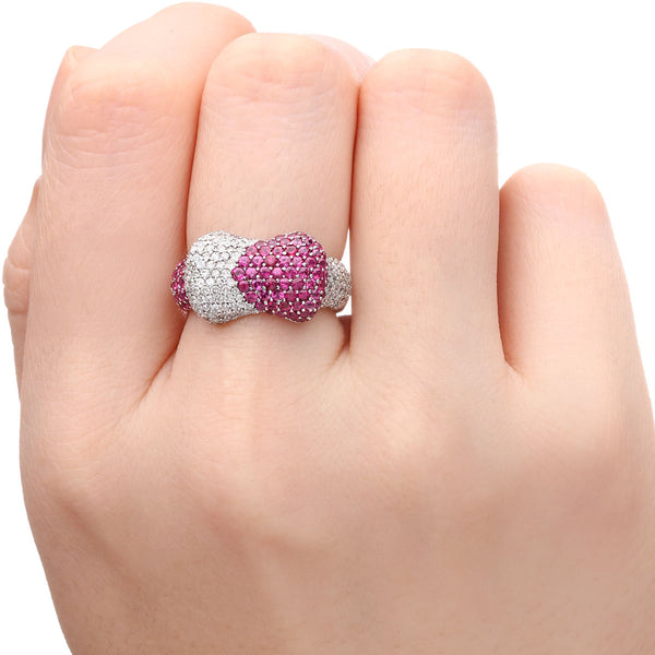 126884 - Anel em Ouro Branco 18k com Rubis e Diamantes Aprox. 2,41 cts