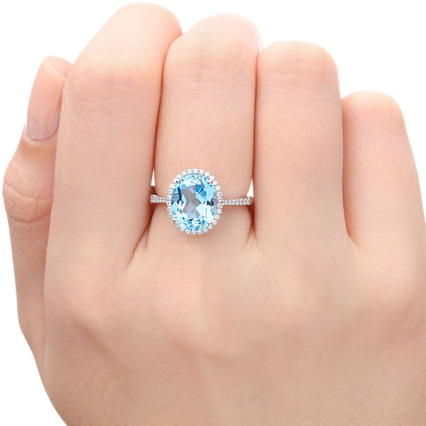 Anel Em Ouro Branco de Topázio Azul com Diamantes