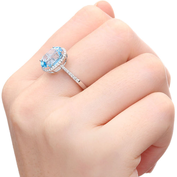 Anel Em Ouro Branco de Topázio Azul com Diamantes