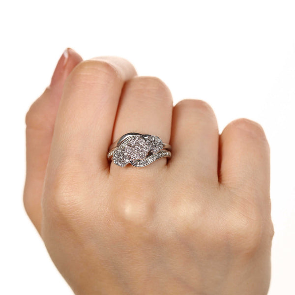 Anel em Prata 925 Flor com Diamantes