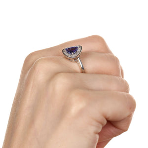Anel em Prata 925 com Tanzanita Delta e Diamantes