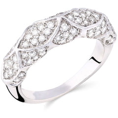 Anel em Ouro Branco Com Diamantes