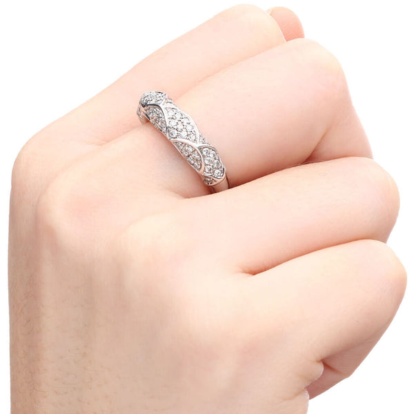 Anel em Ouro Branco Com Diamantes
