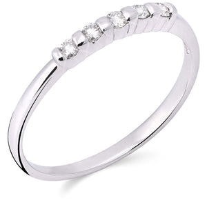 Meia Aliança  em Ouro Branco 18k com Diamantes