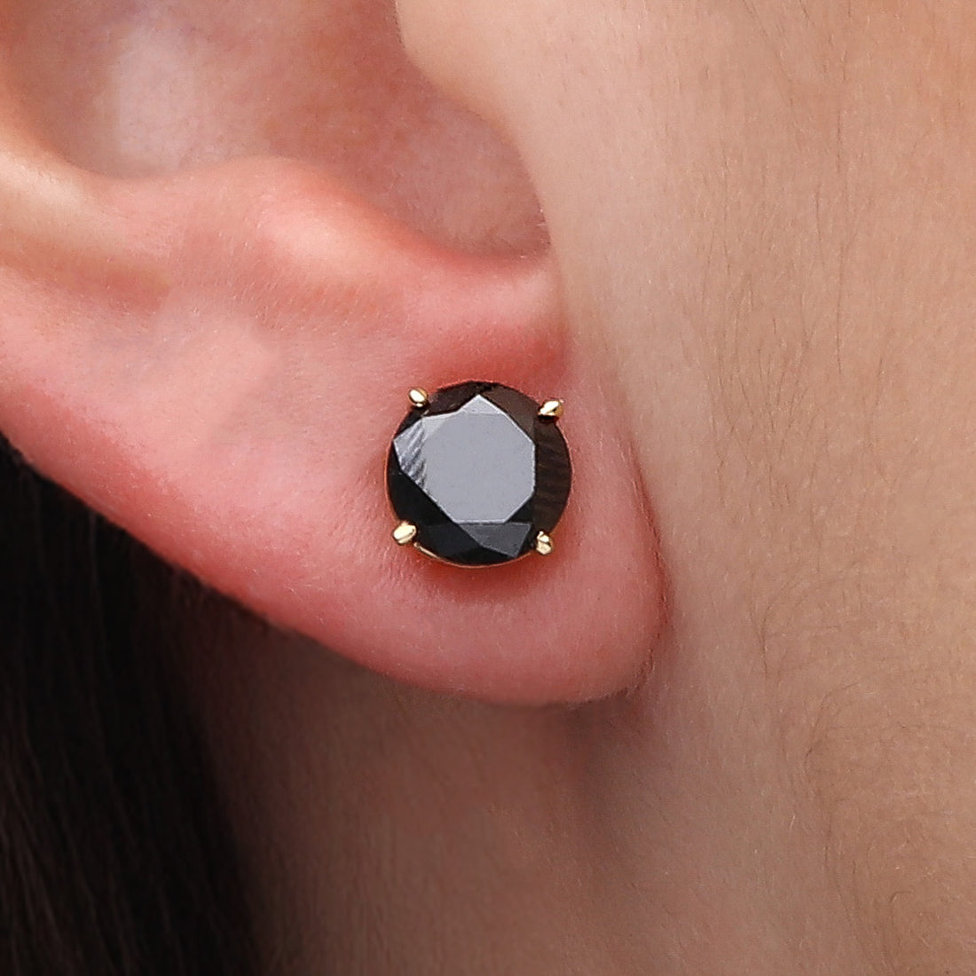 Par de Brinco de Ouro Amarelo com Diamante Negro