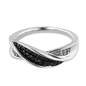 Conjunto de Prata Torcido com Diamantes Negros e Brancos