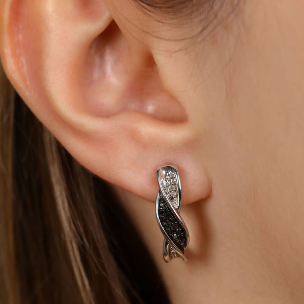 Conjunto de Prata Torcido com Diamantes Negros e Brancos