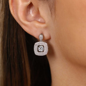 Par de Brinco em Prata 925 Dancing Diamond Quadrado com Zircônias