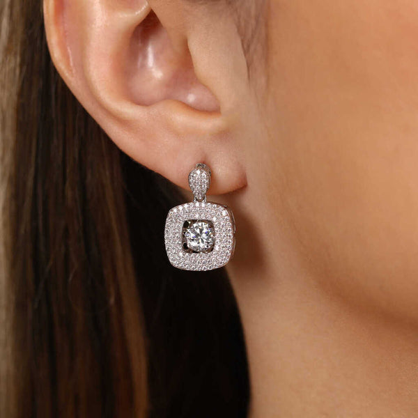 Par de Brinco em Prata 925 Dancing Diamond Quadrado com Zircônias