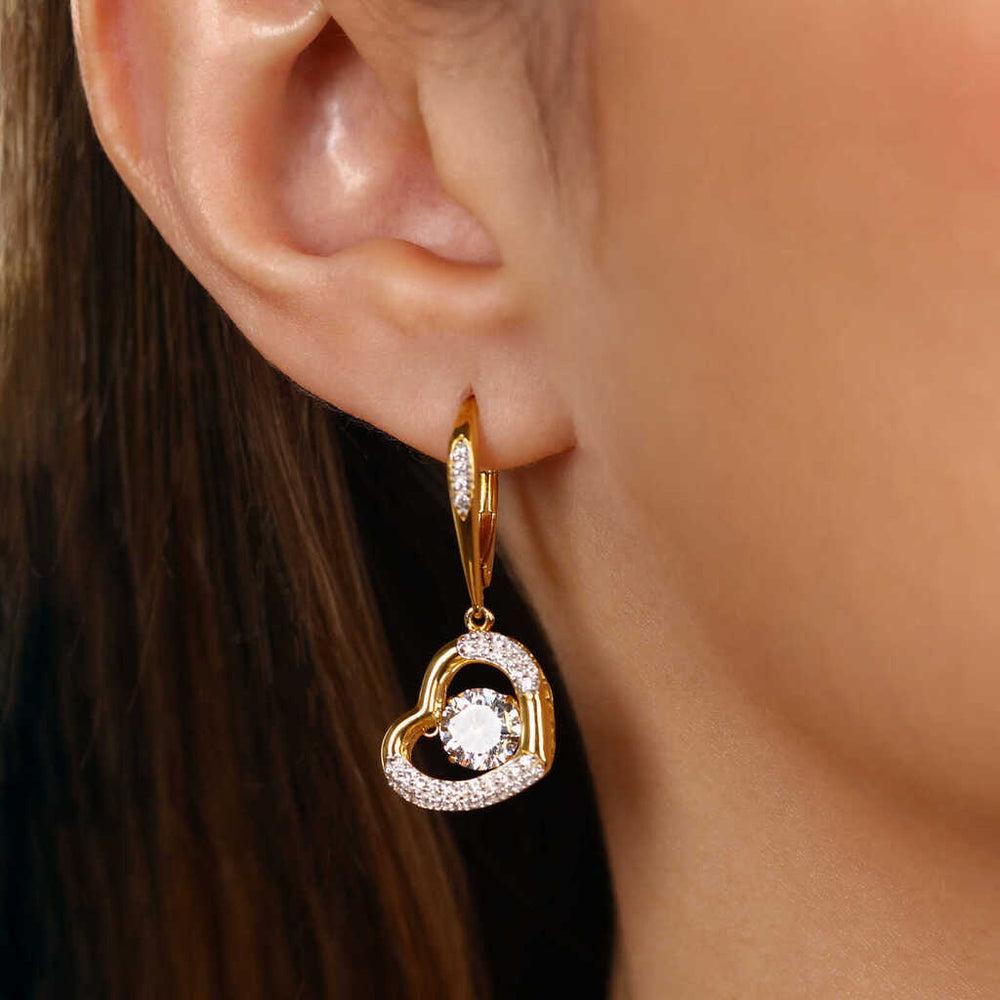 Par de Brinco em Prata 925 Coração Dancing Diamond com Zircônias