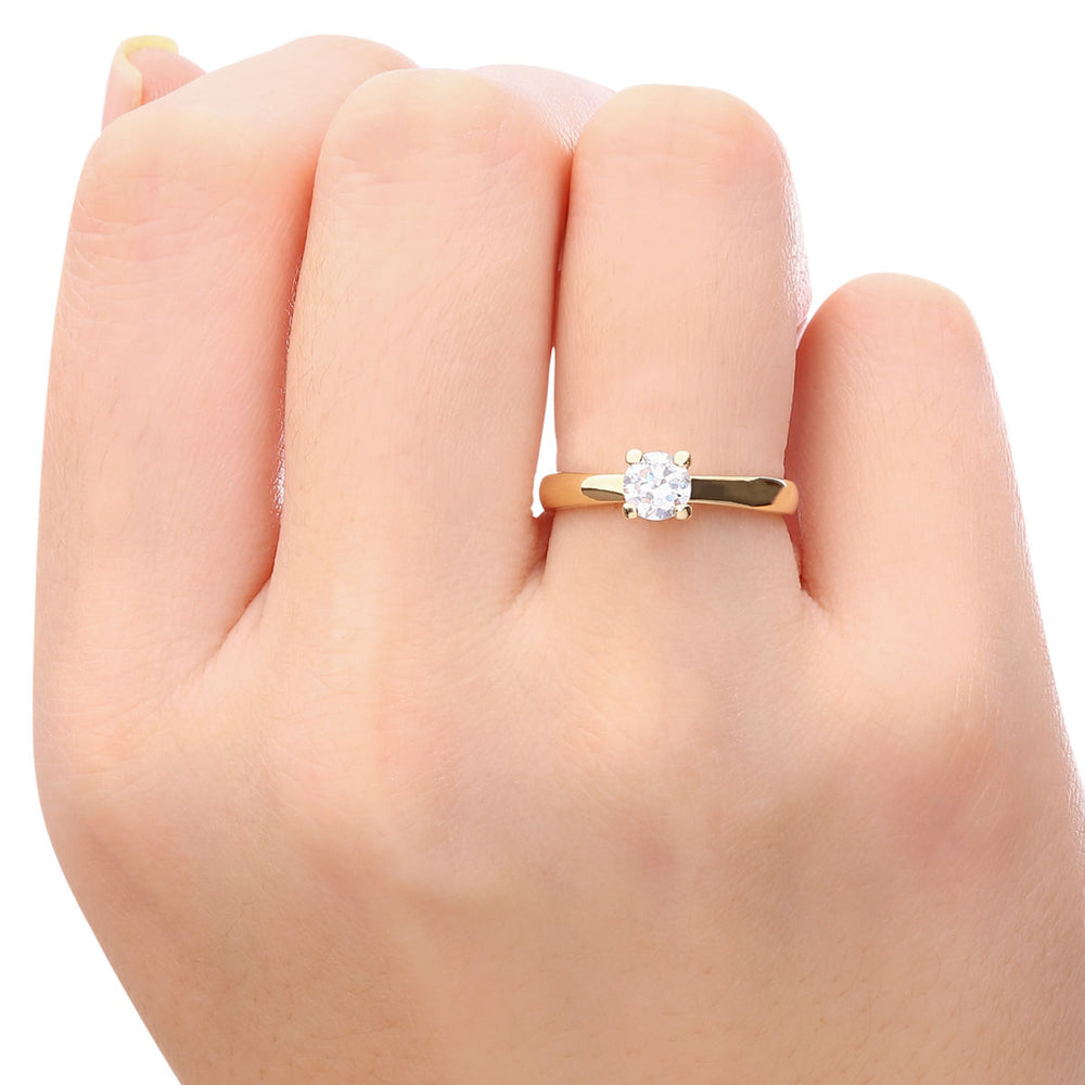 Anel em Ouro Amarelo 18k com Zirconia
