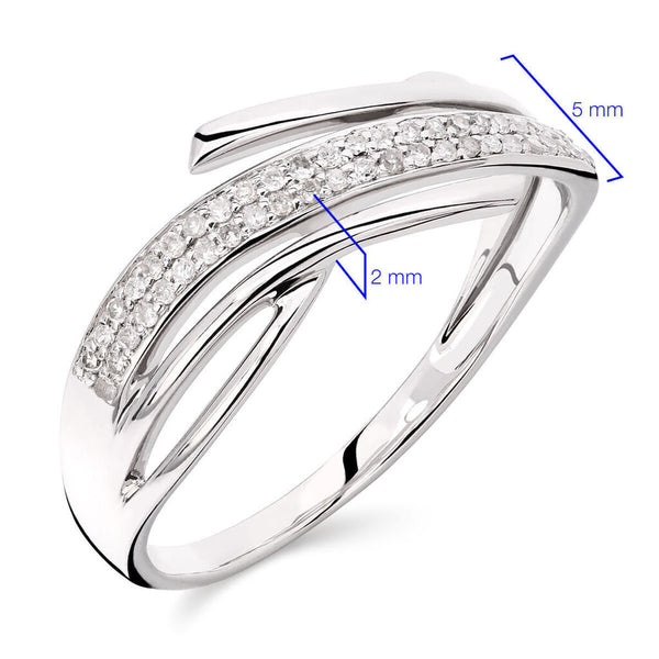 Anel em Ouro Branco 18k com Diamantes