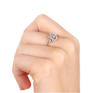 Anel em Ouro Branco 18k Com  Diamantes