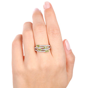 Anel em Prata 925 com Peridotos e Zircônias