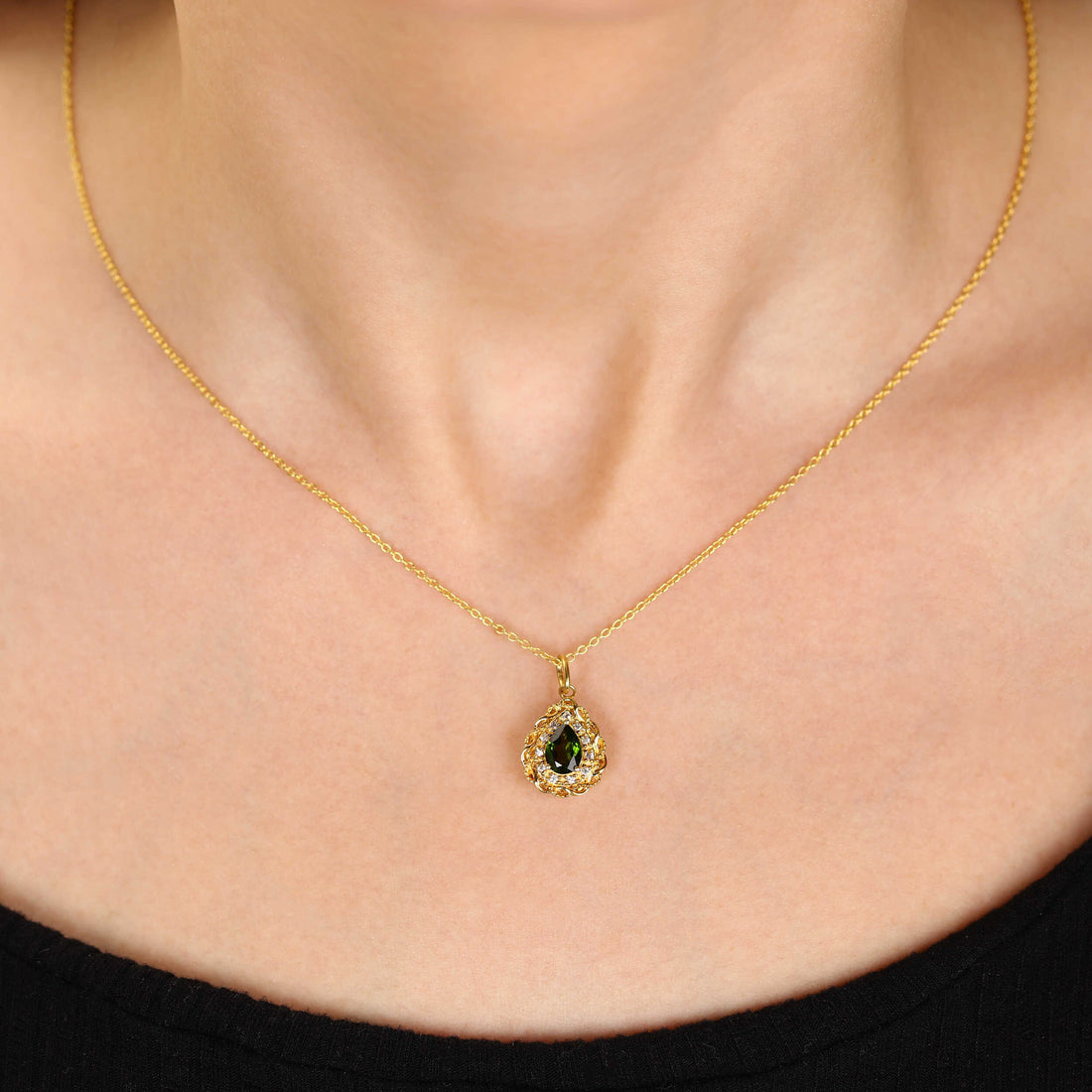 Pingente em Prata 925 com Chromediopside e Zirconias
