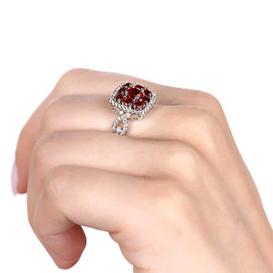 Anel em Prata 925 Floral Quadrado com Granadas