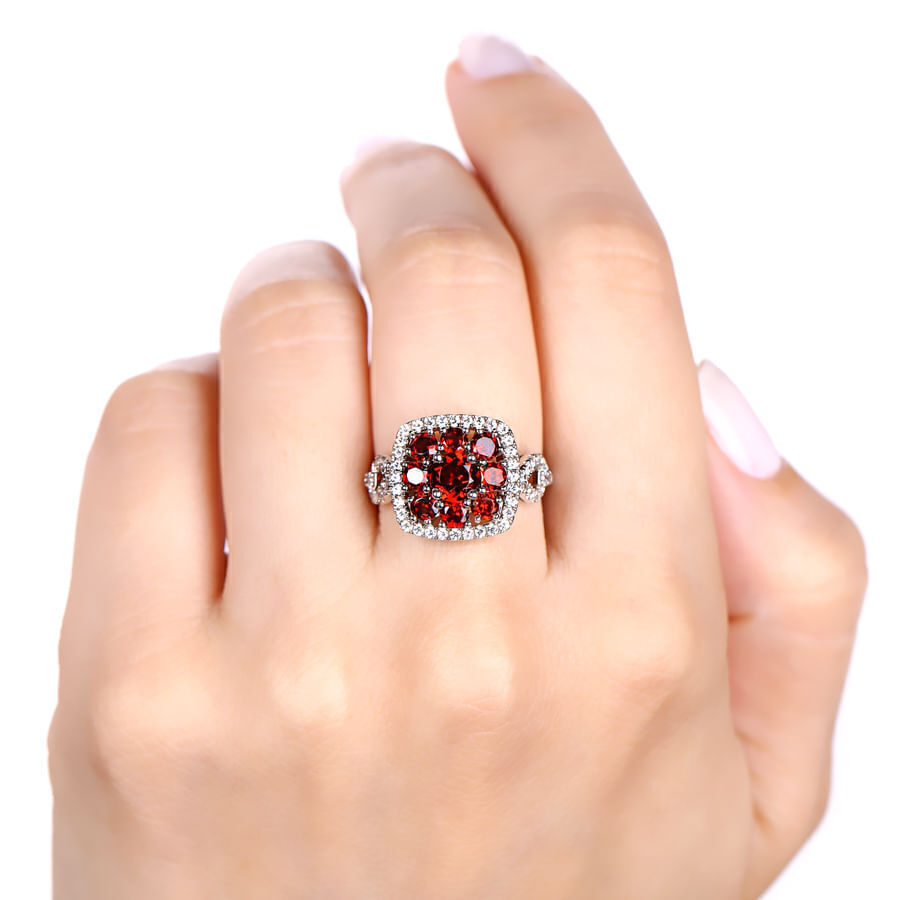 Conjunto de Prata 925 com Granadas e Zircônias