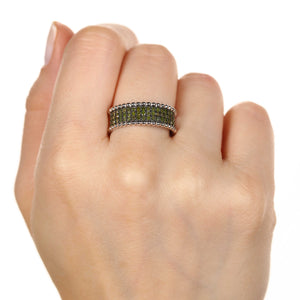 Meia Aliança de Prata 925 com Diamantes Verdes