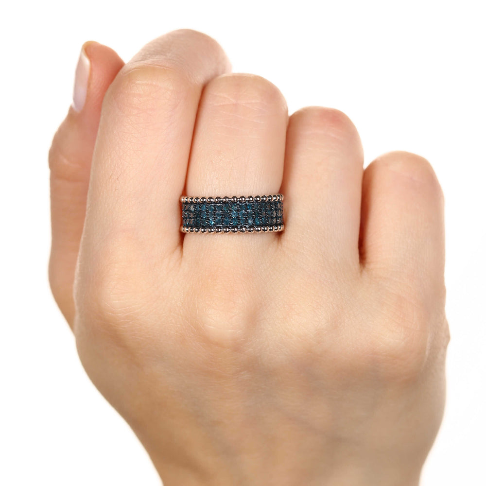Meia Aliança em Prata 925 com Diamantes Azuis