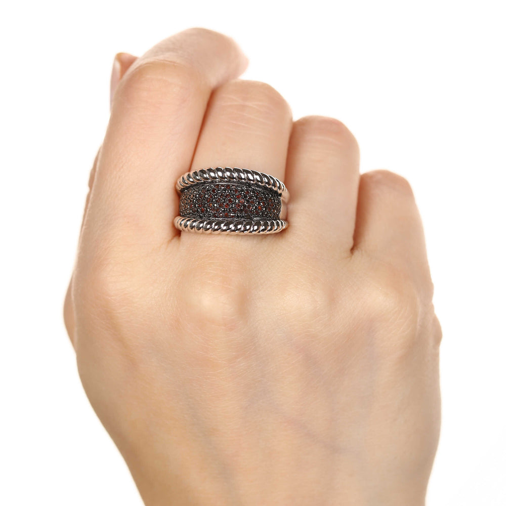 Anel em Prata com Diamantes Vermelhos Aprox 25 pts