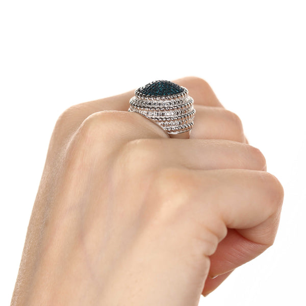Anel de Prata Redondo com Diamantes Azuis Aprox. 50 pts