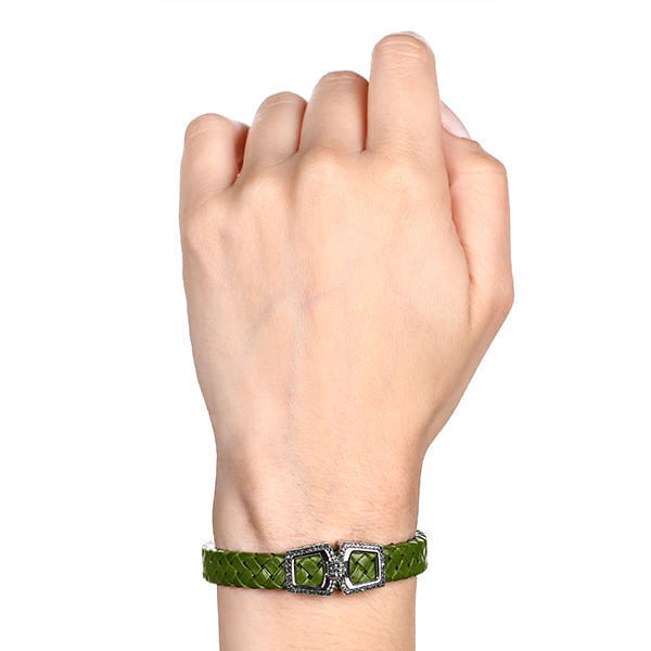 Bracelete em Prata 925 em Couro e Diamantes Verdes