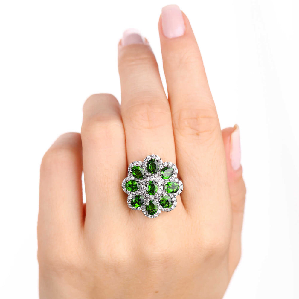Anel r em Prata 925 Flor com Chromediopside e Zirconias