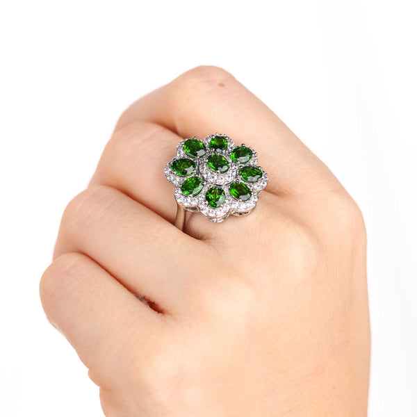 Anel r em Prata 925 Flor com Chromediopside e Zirconias