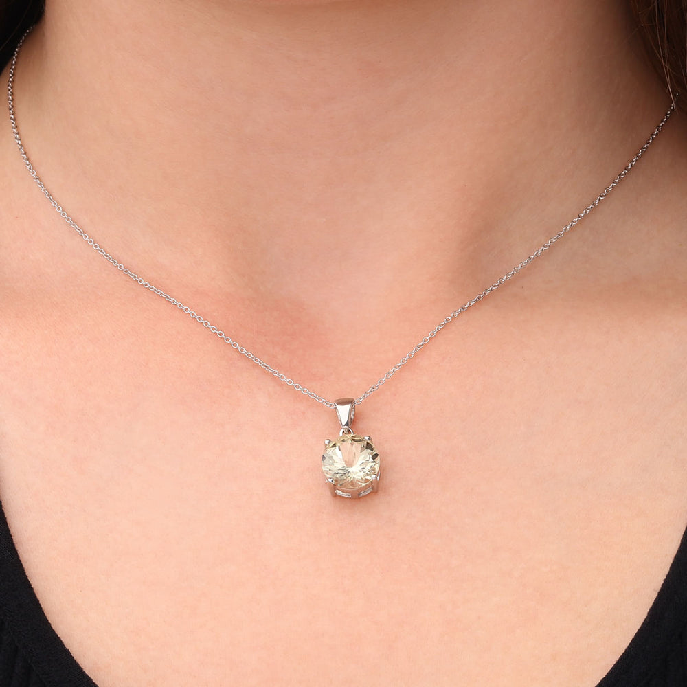 Pingente em Prata 925 com Scapolite Amarela