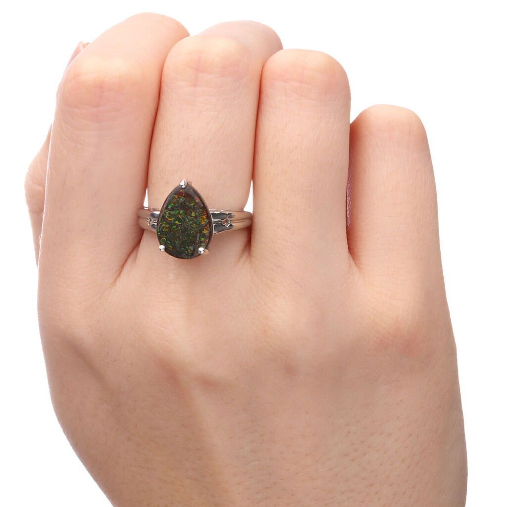 Anel em Prata 925 com Amolite Gota