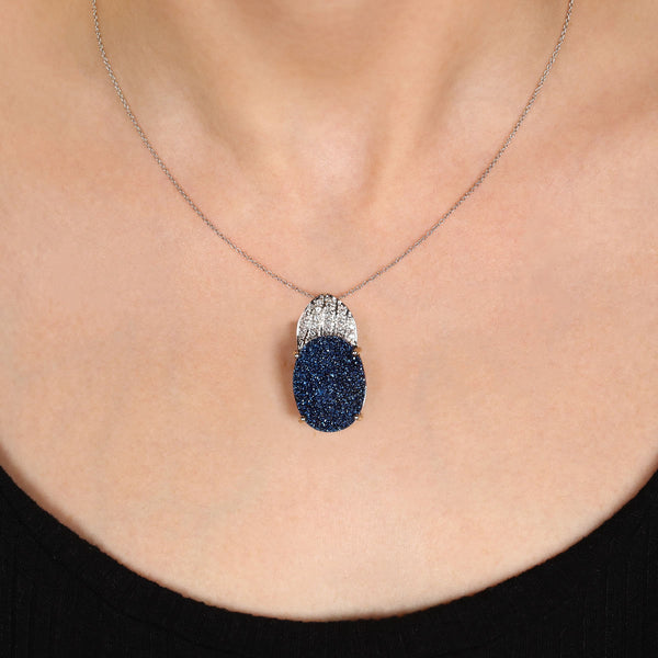 Pingente em Prata 925 com Quartzo Glitter Azul e Tópazios Brancos