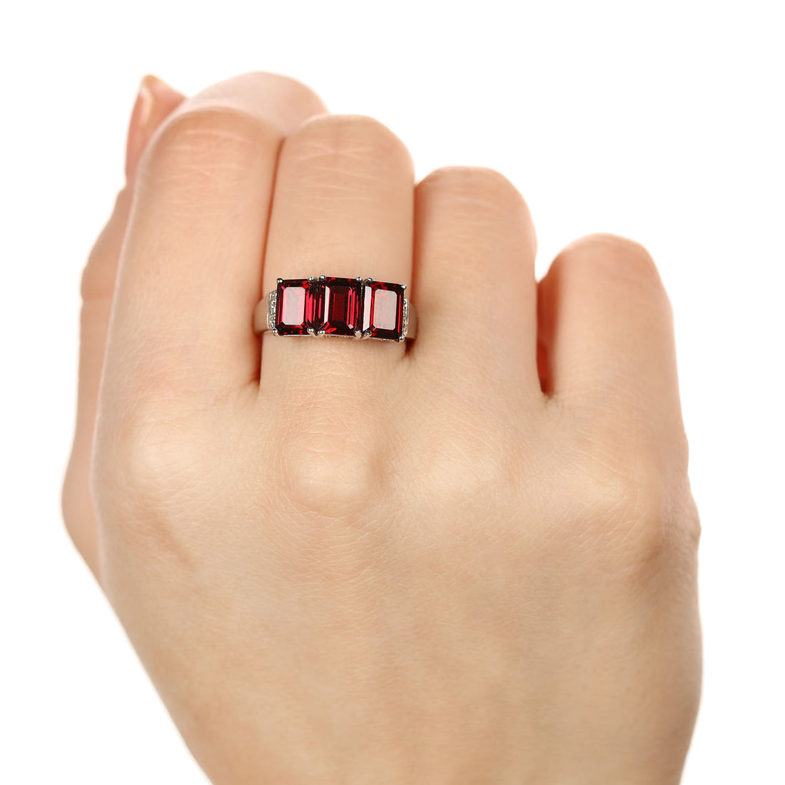 Anel Em Prata 925 Com Rodolita e Diamante